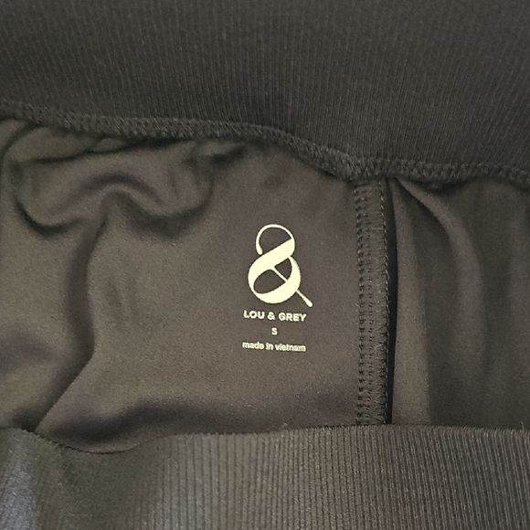 Lou & Grey Charcoal Wide-Leg Pants - Picture 5 of 6